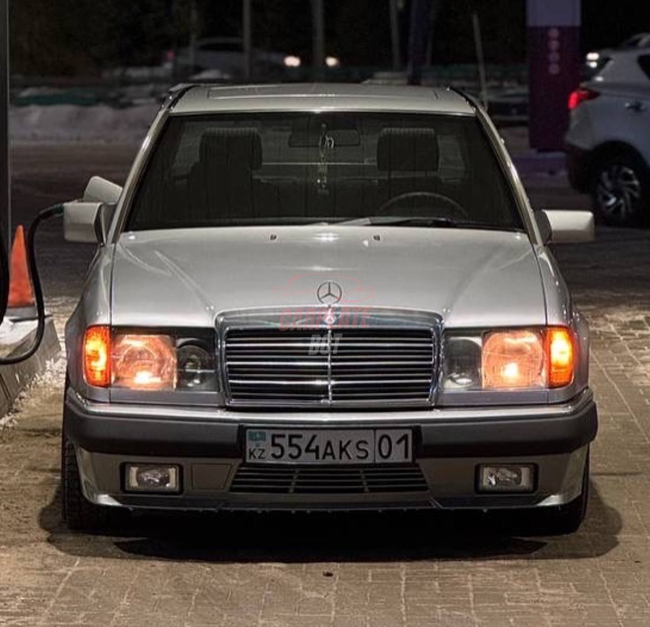 Mercedes-Benz W124
