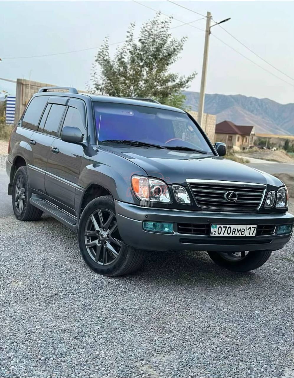 Lexus LX