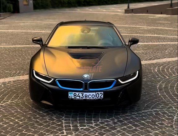 BMW i8