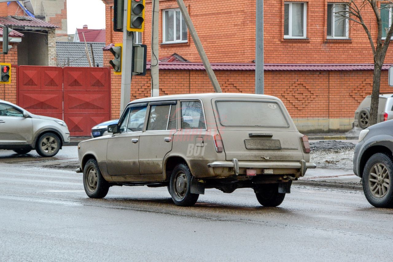 Lada (ВАЗ) 2102