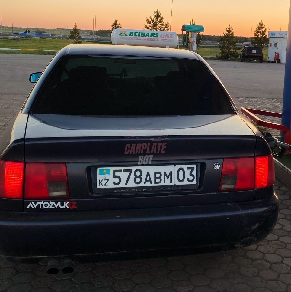 Audi 100