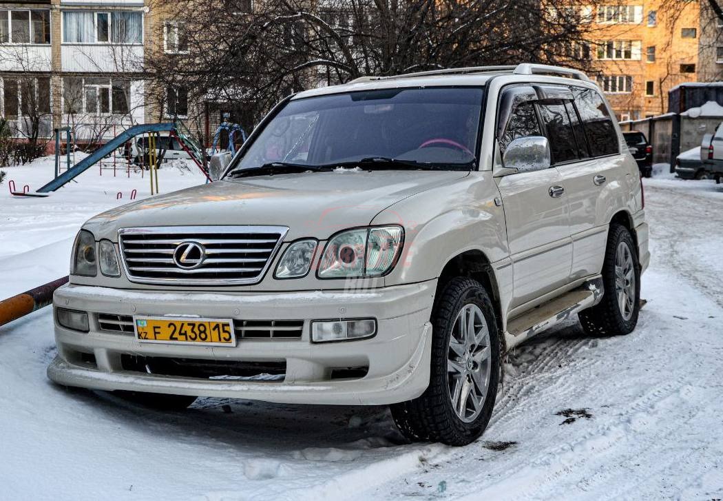 Lexus LX