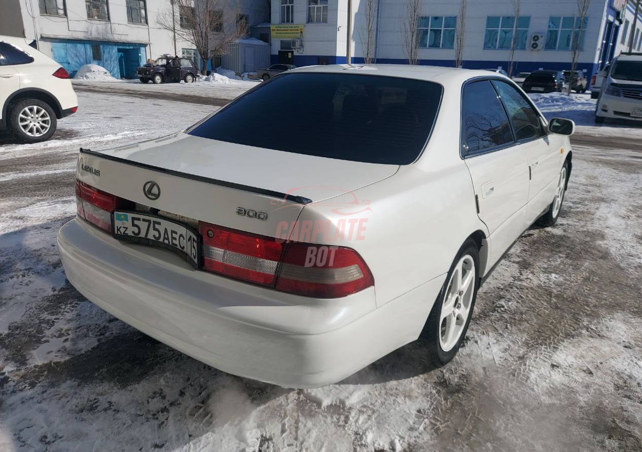 Lexus ES