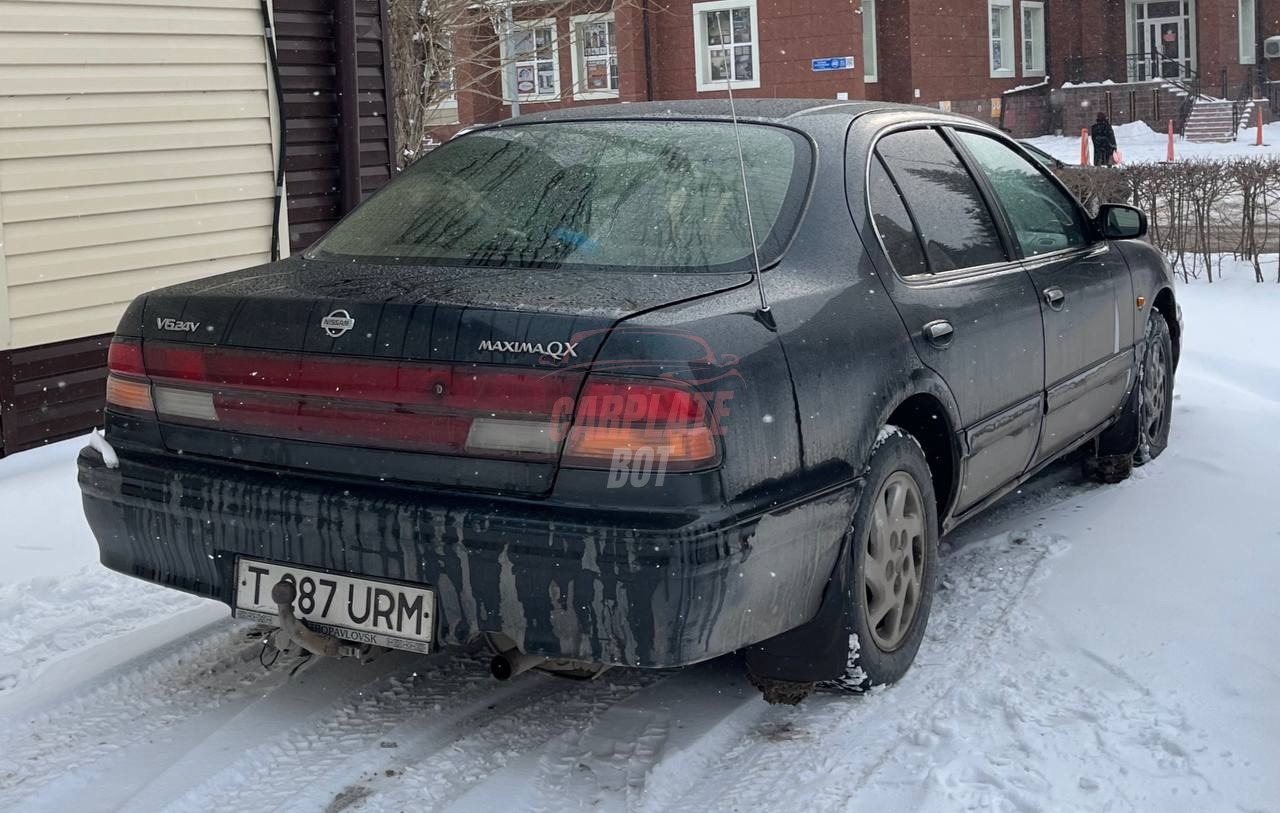 Nissan Maxima
