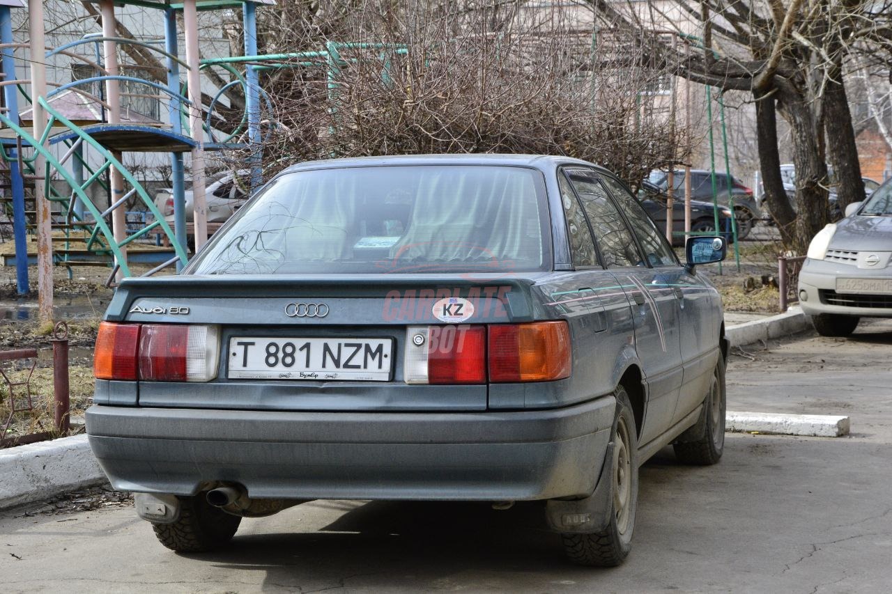 Audi 80