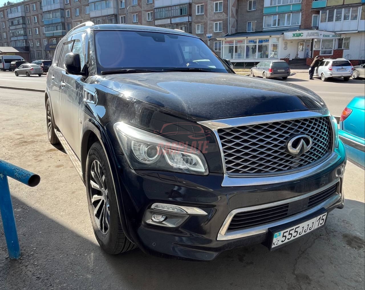 Infiniti QX80