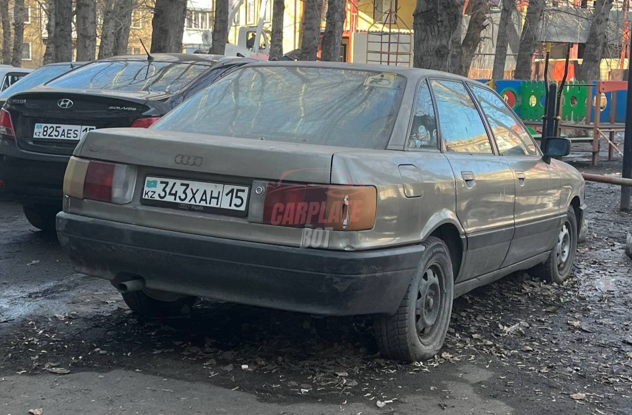 Audi 80