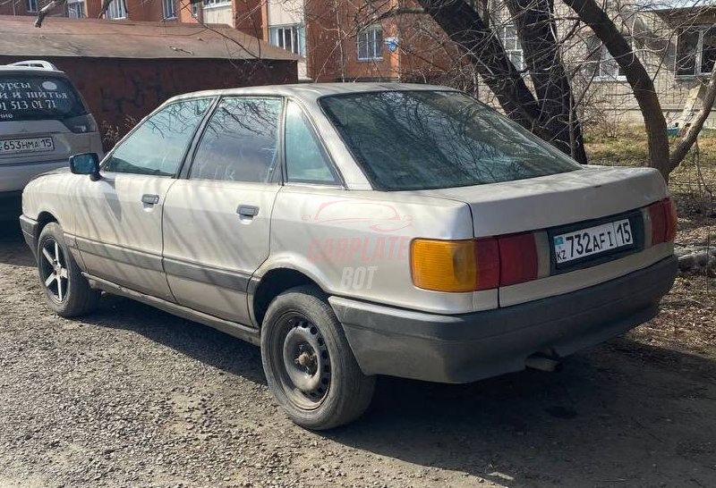 Audi 80