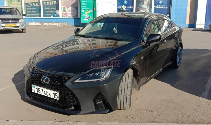 Lexus IS