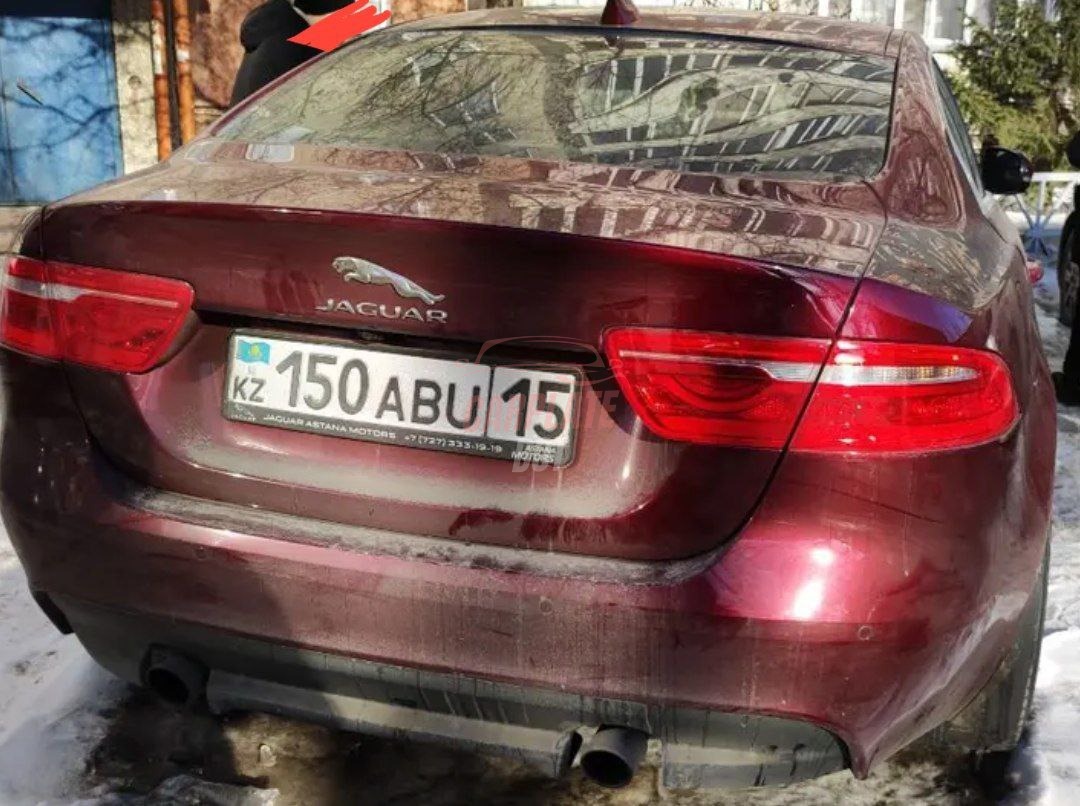 Jaguar XE