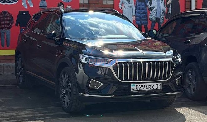 Hongqi HS5
