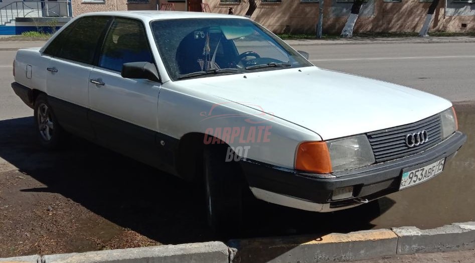 Audi 100
