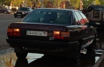 Audi 100