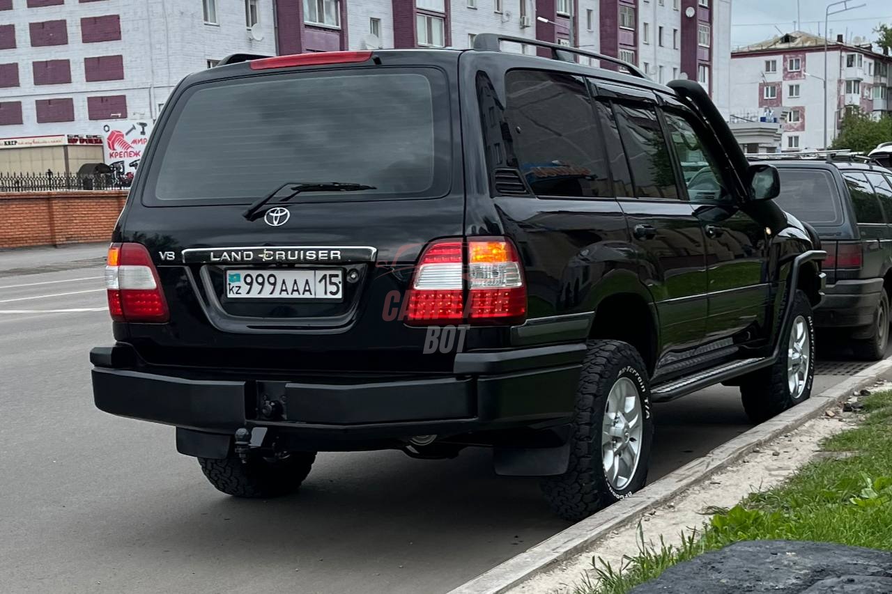 Toyota Land Cruiser