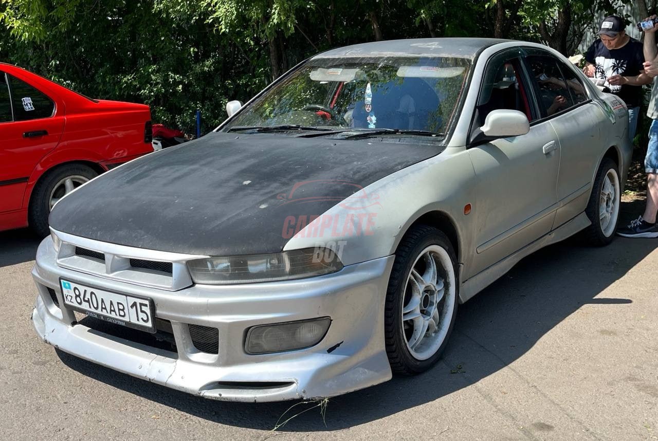 Mitsubishi Galant