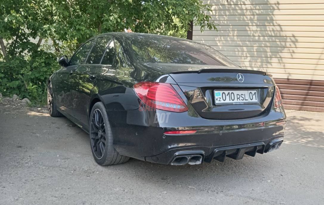 Mercedes-Benz E-Класс