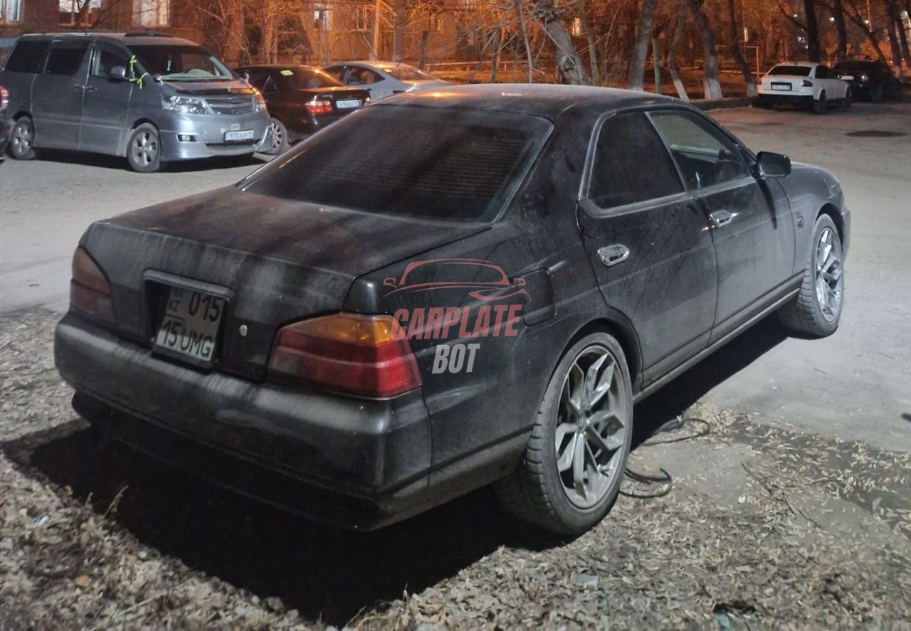Nissan Laurel