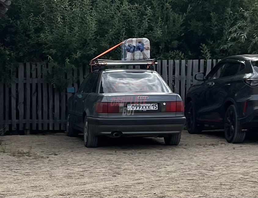 Audi 80