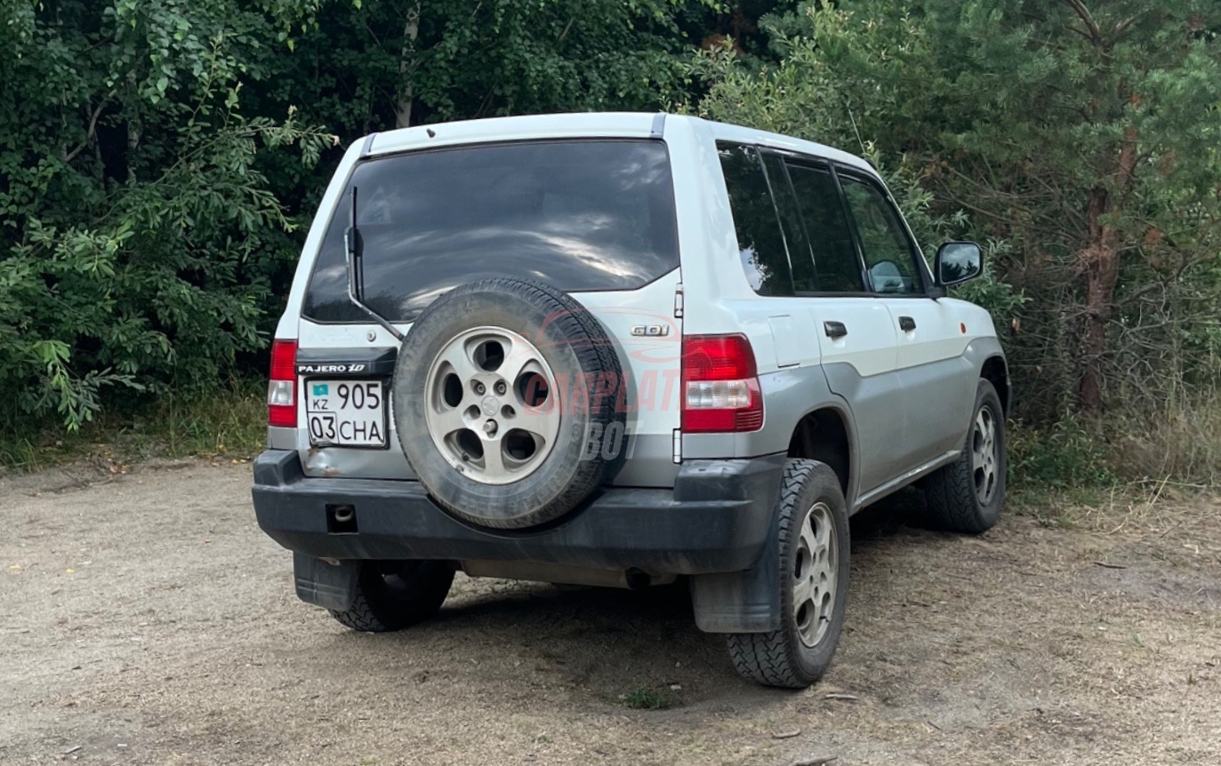 Mitsubishi Pajero iO