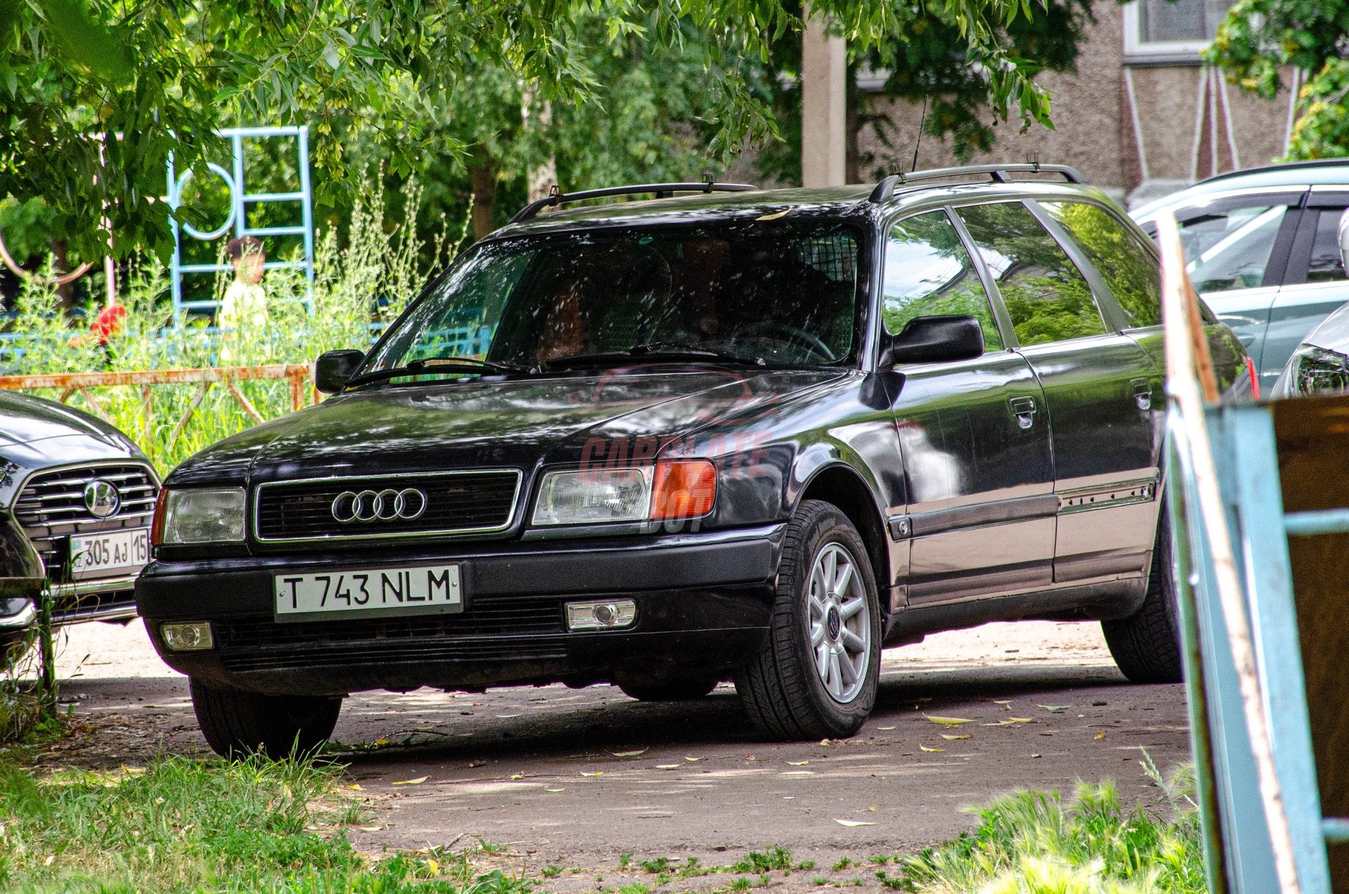 Audi 100