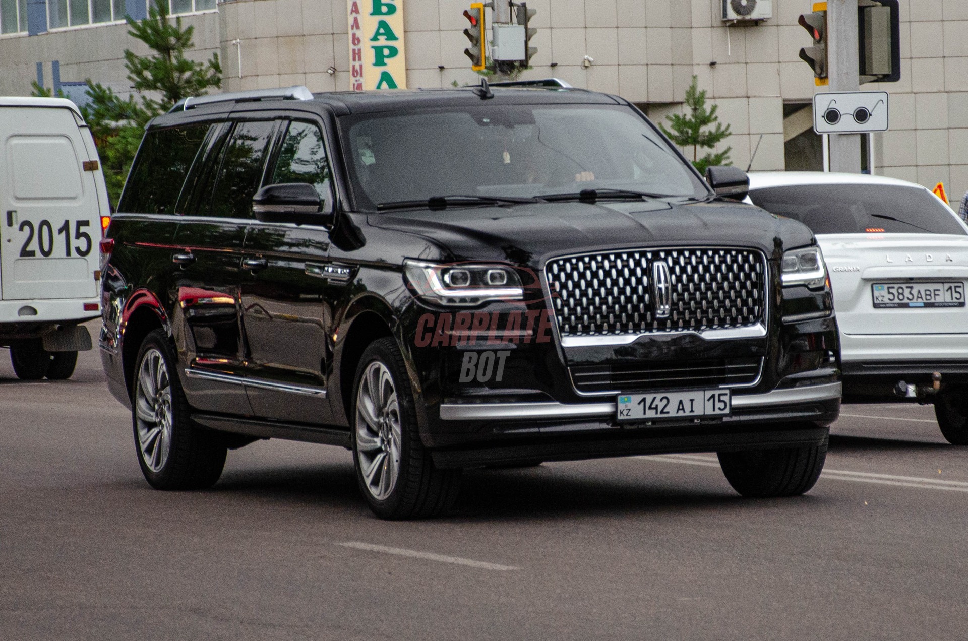 Lincoln Navigator
