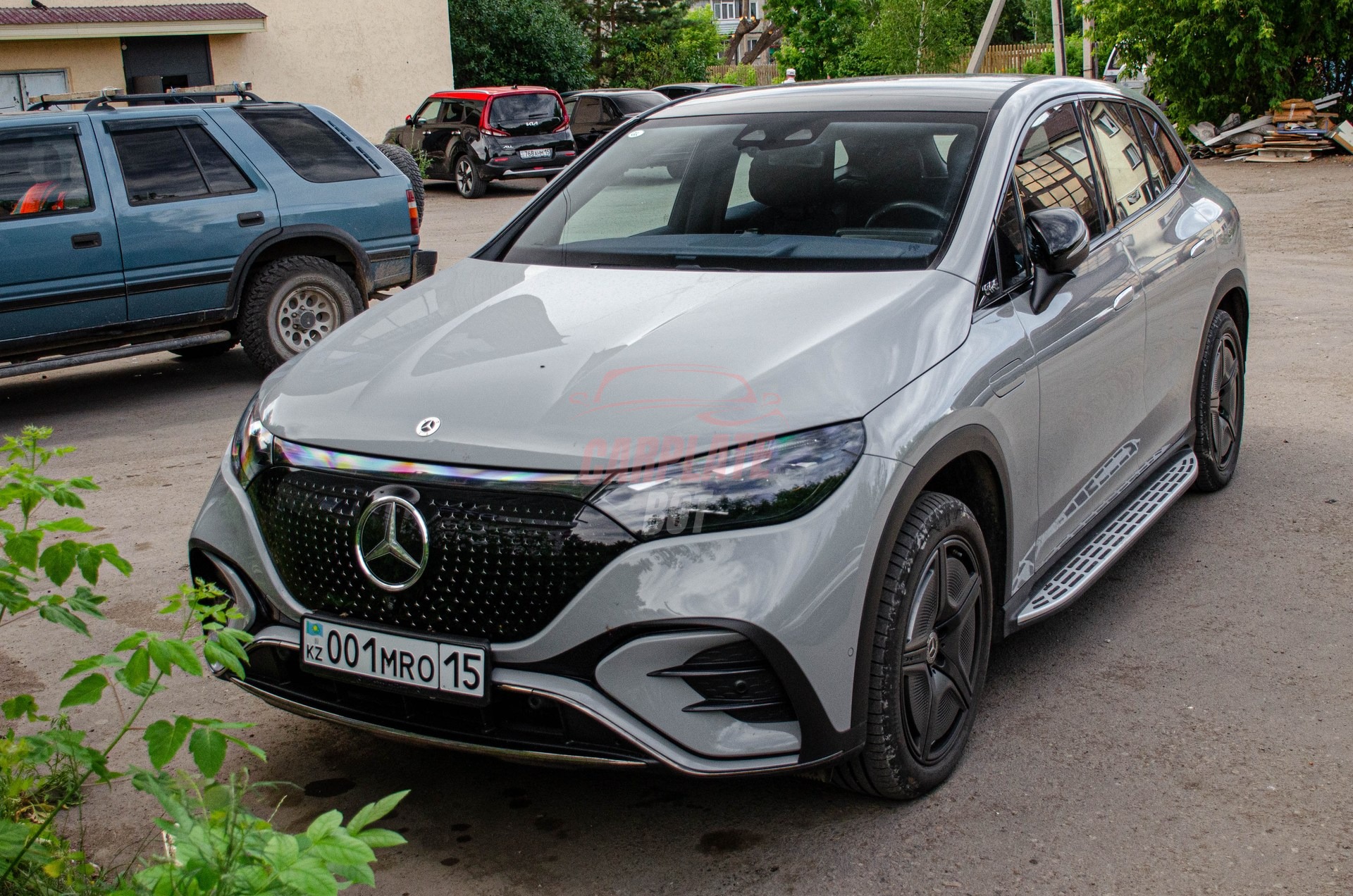 Mercedes-Benz EQE SUV