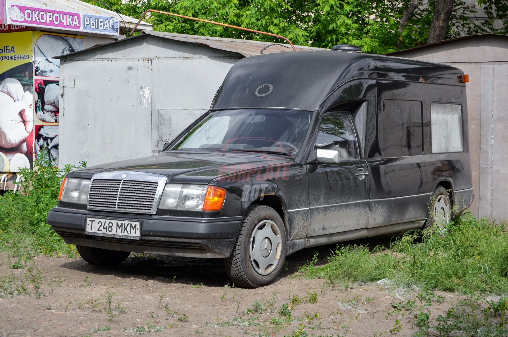 Mercedes-Benz W124