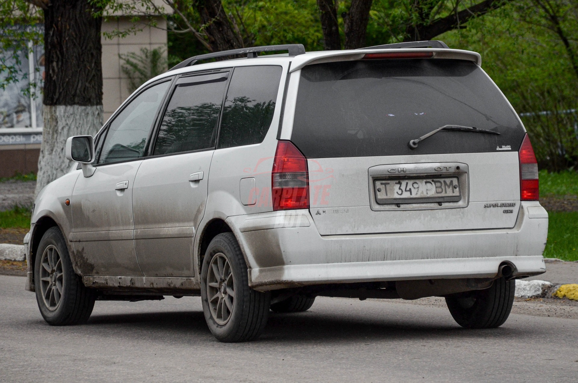 Mitsubishi Chariot