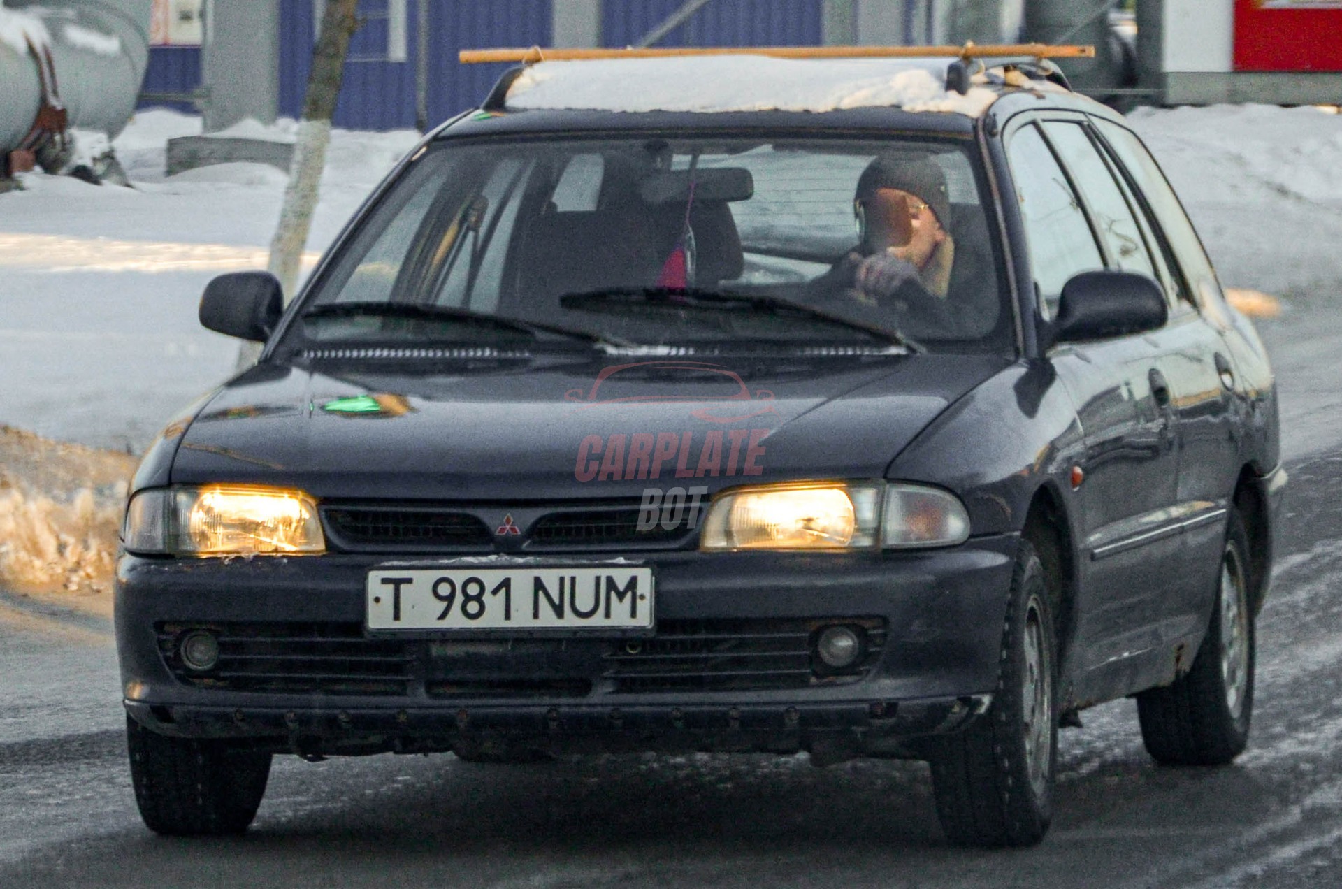 Mitsubishi Lancer