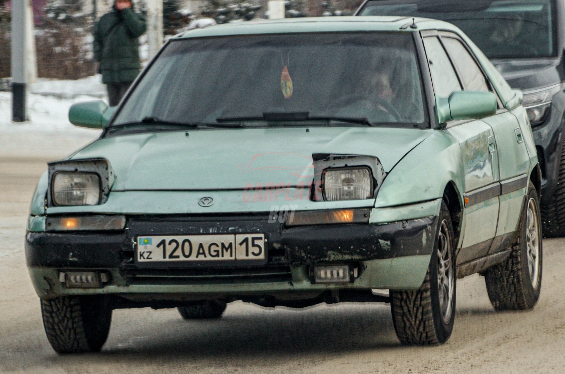 Mazda 323