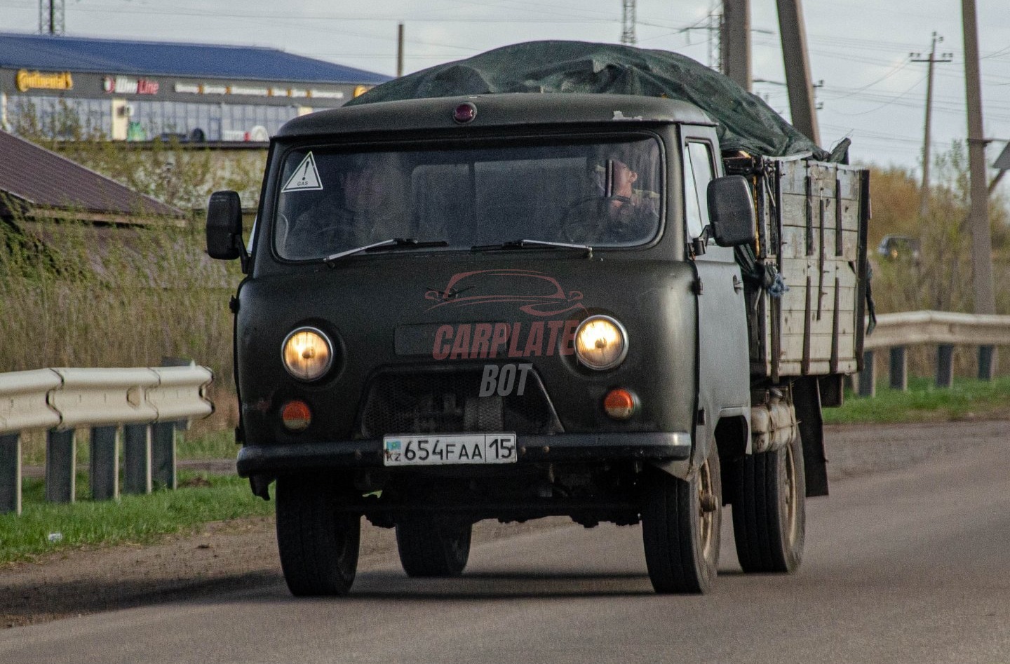 УАЗ 3303