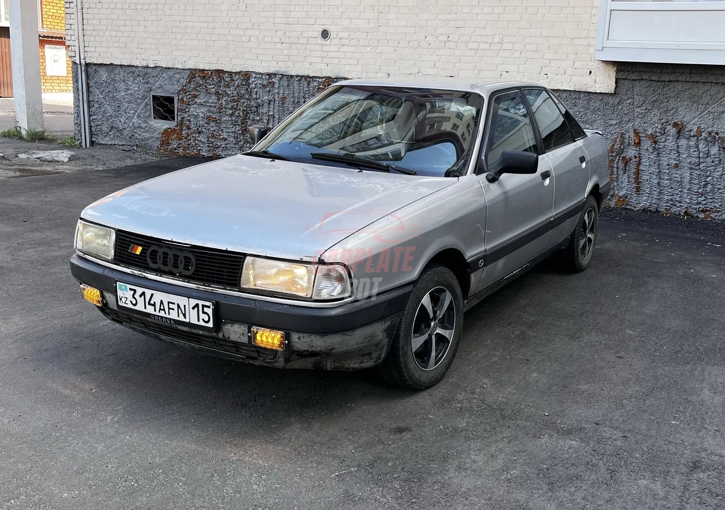 Audi 80