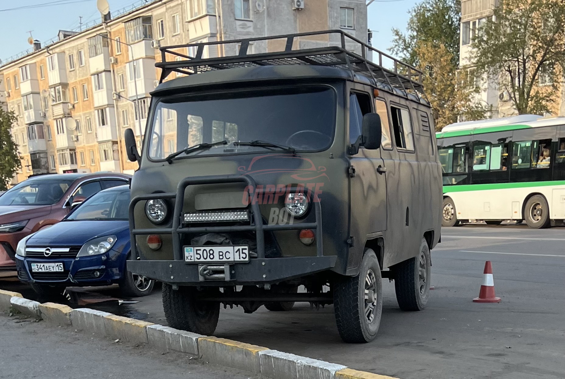 УАЗ 452