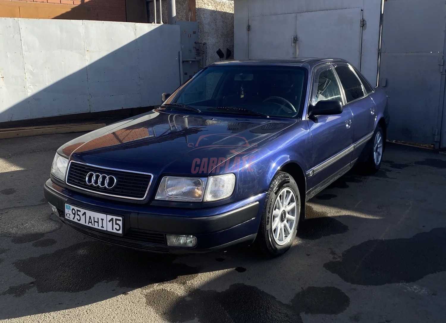 Audi 100