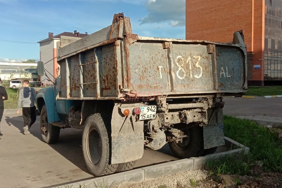 ЗИЛ 130