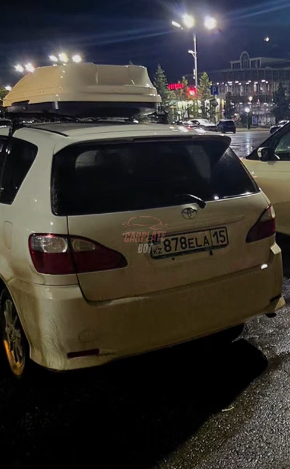 Toyota Ipsum