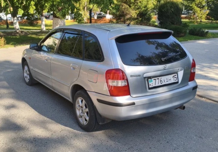 Mazda 323