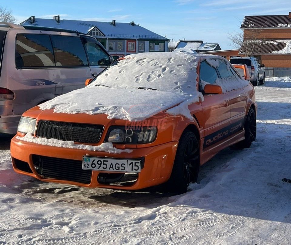 Audi 100